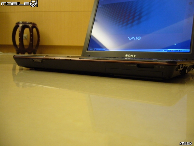 [分享] SONY VGN-C15TP 濃醇黑