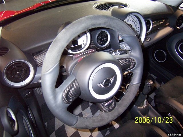 [圖多]2007年式樣 MINI 以及Peugeot 207數張