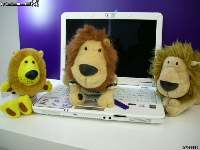 [分享]BenQ JoyBook S31 In JoyLove 情人白~美人機