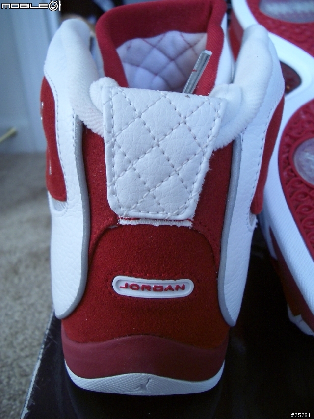 [分享] Jordan Men's Team Concept Mid (籃球鞋)