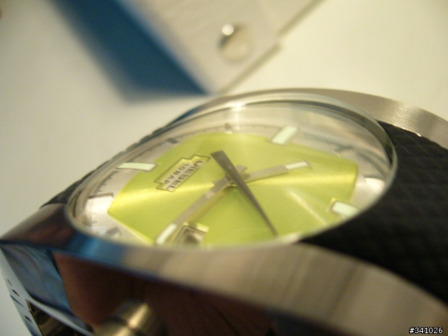 [分享]高貴不貴的手錶 DIESEL