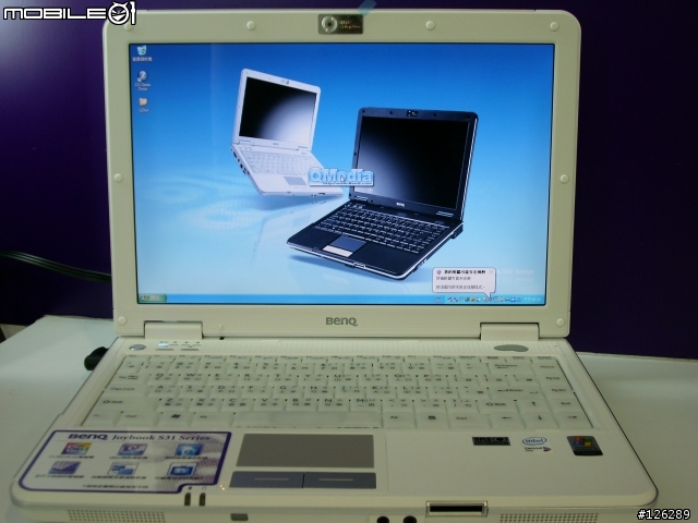 [分享]BenQ JoyBook S31 In JoyLove 情人白~美人機