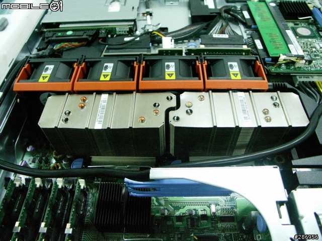 Dell PowerEdge 2950 伺服器～開箱～分享