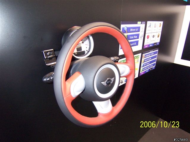 [圖多]2007年式樣 MINI 以及Peugeot 207數張