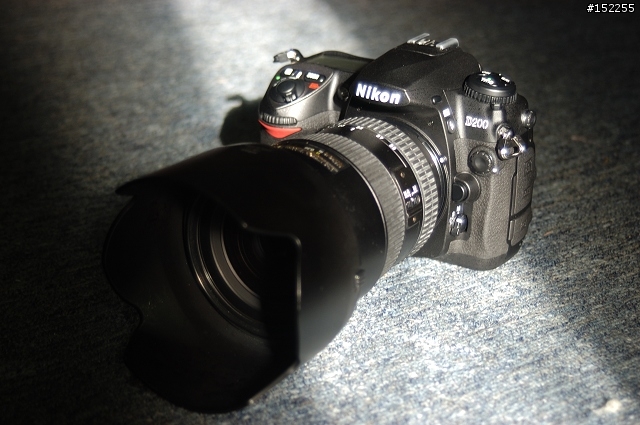 [開箱]等了一個半月的"滿5000送500"的 Nikon D200終於來了~~