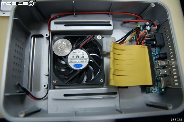 3.5吋STYSEN E03外接盒開箱及外接開機測試