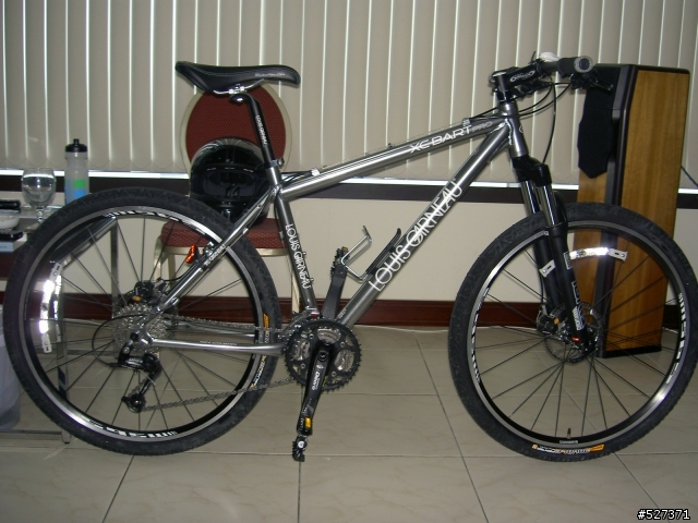 分享我的絕世美車…LOUIS GARNEAU
