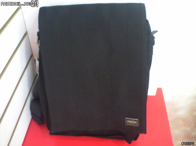 [分享]PORTER TANGO BLACK 70th週年斜背書包