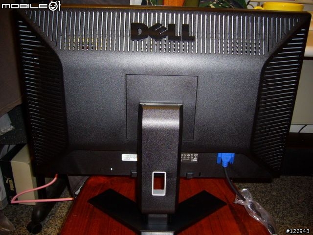 [開箱分享]Dell E228WFP遲來的聖誕禮物