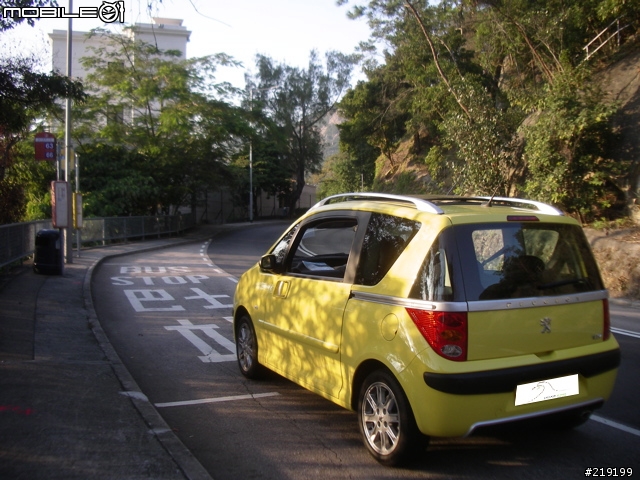 【勸敗分享】我和我家的 Peugeot 1007 ．有格調和安全感的奢華