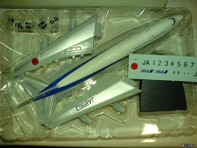 (也算是逸品)ANA日本航空--波音747-400客機 1:500