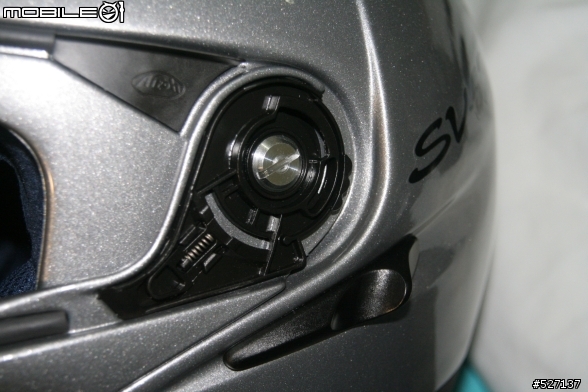 「分享」Airoh SV-55 義大利安全帽一頂。