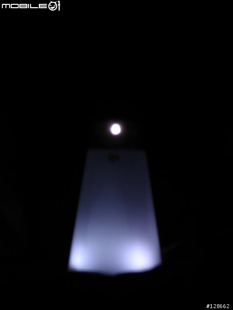 聖誕節應景的小家電~像聖誕樹的Dirt Devil吸塵器－KONE~