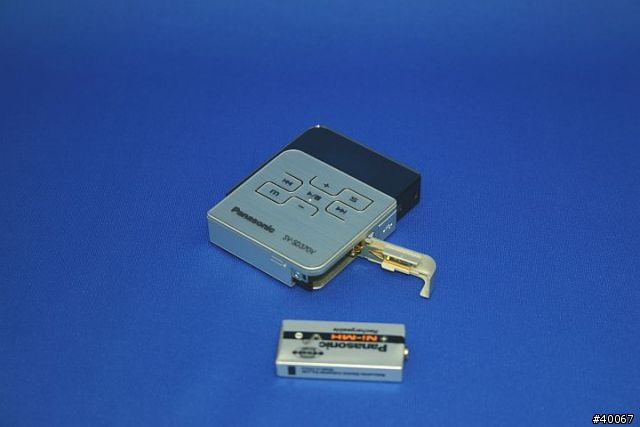 [分享] Panasonic SV-SD370V 隨身聽 硬體簡略介紹