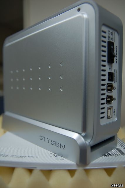 3.5吋STYSEN E03外接盒開箱及外接開機測試