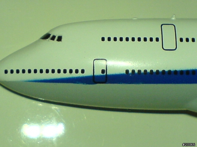 (也算是逸品)ANA日本航空--波音747-400客機 1:500