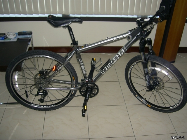 分享我的絕世美車…LOUIS GARNEAU