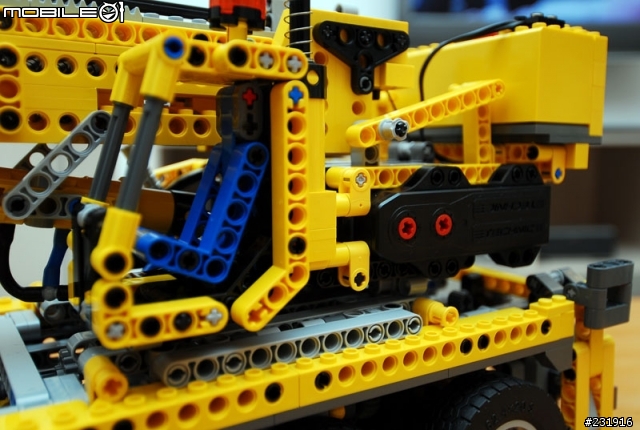 [分享]LEGO 8421 大吊車