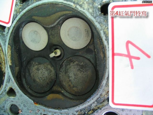 圖50張, 我的TOYOTA premio神話?12萬引擎撞破2缸, 機件全部脫光光篇