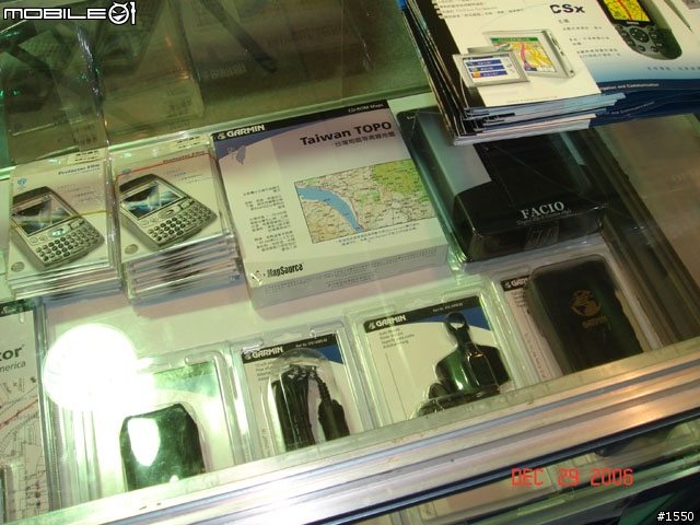 [閒聊] 台南資展半日遊 (內有 Mobile01 的攤位照)