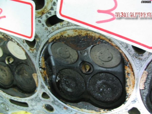 圖50張, 我的TOYOTA premio神話?12萬引擎撞破2缸, 機件全部脫光光篇