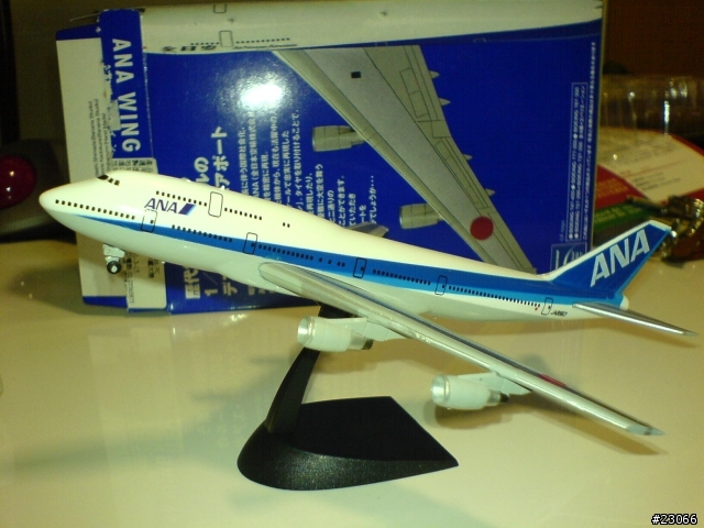 (也算是逸品)ANA日本航空--波音747-400客機 1:500