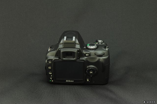 NIKON‘S NEW BABY D40 (update D-lighting Test)