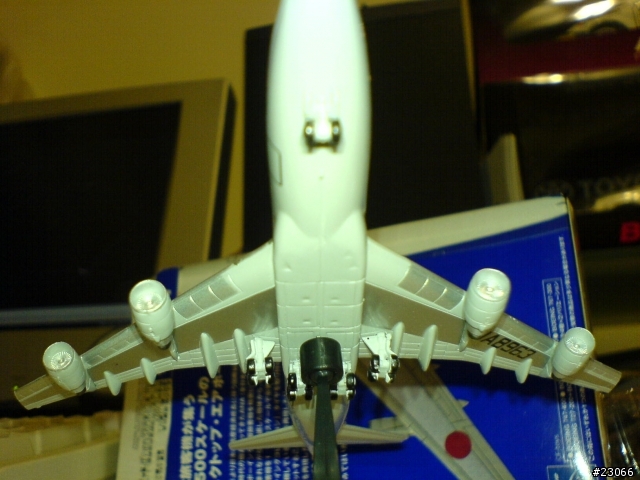 (也算是逸品)ANA日本航空--波音747-400客機 1:500