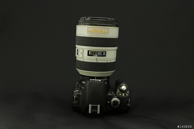 NIKON‘S NEW BABY D40 (update D-lighting Test)