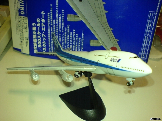 (也算是逸品)ANA日本航空--波音747-400客機 1:500