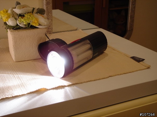 緊急照明功能的OSRAM手電筒