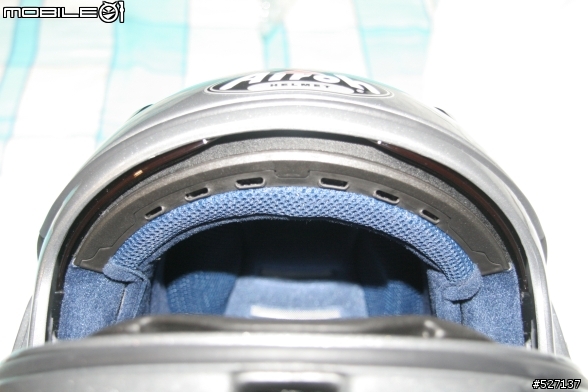 「分享」Airoh SV-55 義大利安全帽一頂。