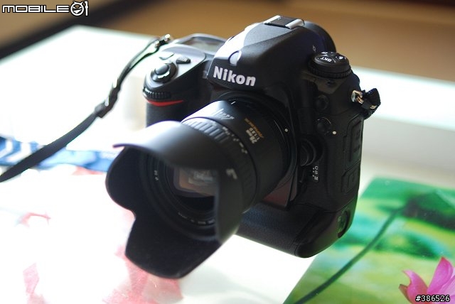 [分享]Nikon AF 28mm F1.4  開箱照(窮人版)