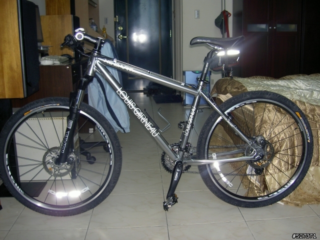 分享我的絕世美車…LOUIS GARNEAU