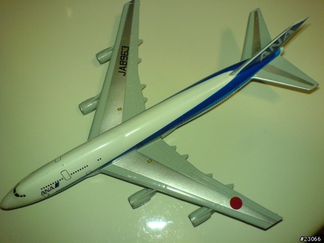 (也算是逸品)ANA日本航空--波音747-400客機 1:500