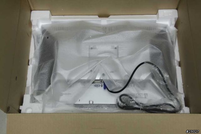 [螢幕推薦]DELL 24" UltraSharp 開箱評測(多圖)