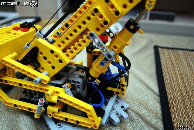 [分享]LEGO 8421 大吊車
