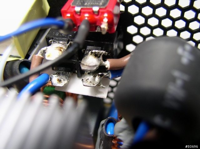 [測試]康舒R8系列525W電源供應器簡介及測試