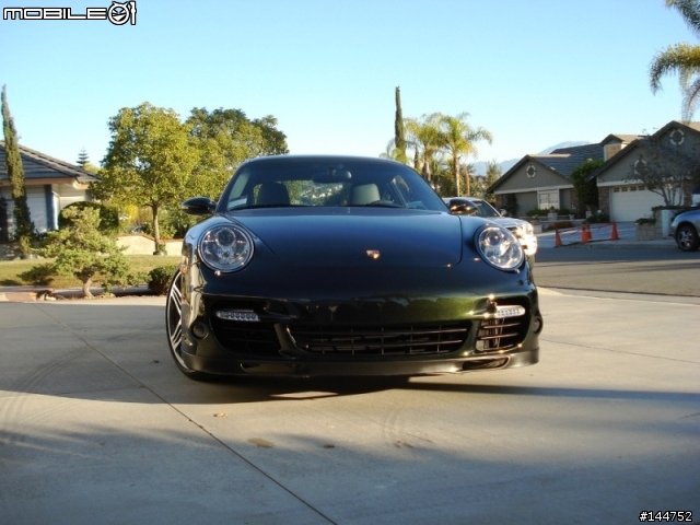 終於到手的 997 Turbo 5AT  加了小告示