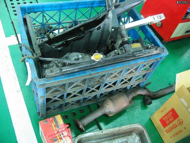 圖50張, 我的TOYOTA premio神話?12萬引擎撞破2缸, 機件全部脫光光篇
