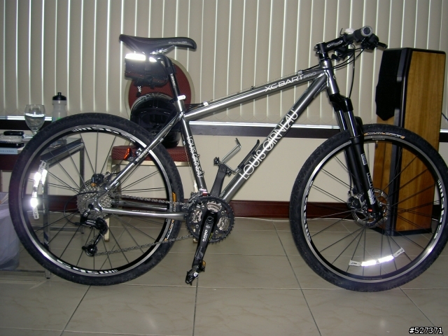 分享我的絕世美車…LOUIS GARNEAU