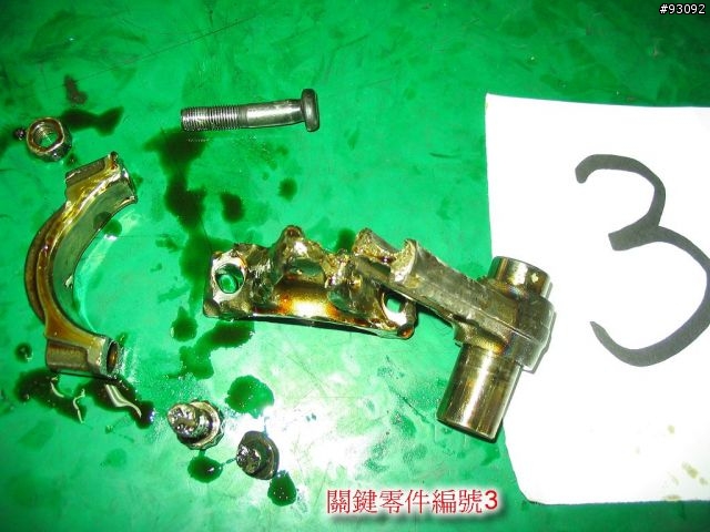 圖50張, 我的TOYOTA premio神話?12萬引擎撞破2缸, 機件全部脫光光篇