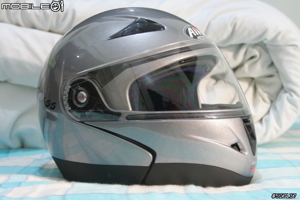 「分享」Airoh SV-55 義大利安全帽一頂。