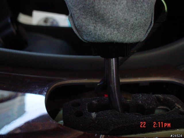 [DIY] Mercedes Benz C200K外接ipod大作戰