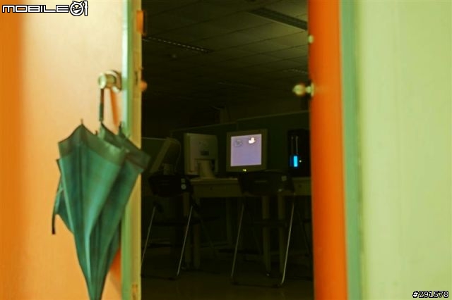 [分享] 大家來玩hdr(高動態範圍)影像合成 07/1/24 10:44PM更新版本!!