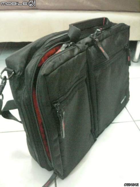 [分享] Carryingcase.net + LAGASHA 3-way 筆電包包