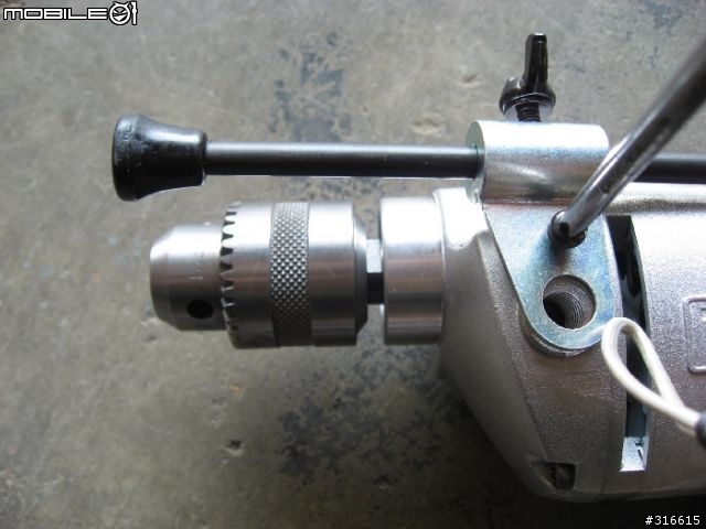 [分享]MAKITA‧7.2安培的強力馬達，鑽起孔來游刃有餘！