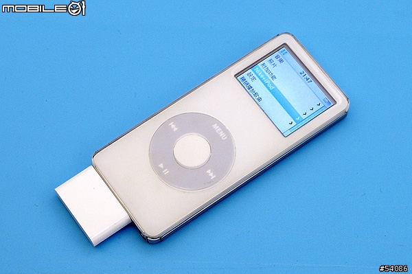 [分享] 時尚運動 - Nike+ iPod sport kit with Armband (加 Nike+ AirMax 180 鞋圖)