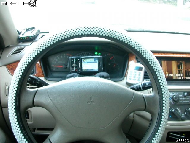 [分享] G-Smari 加強版 + 五爪車用手機/PDA座