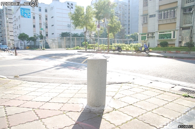 [又測試] SB400室外強烈逆光環境之補光效能（非正確版）